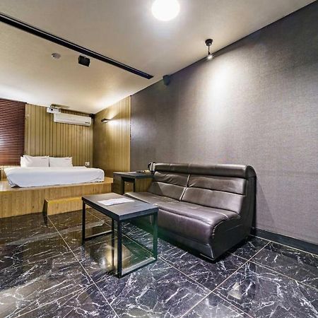 Haeundae Gary Cooper Hotel Пусан Екстер'єр фото