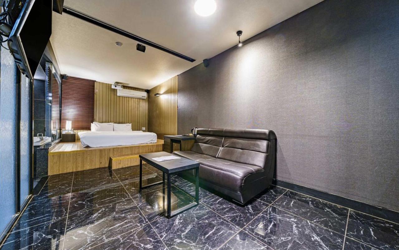 Haeundae Gary Cooper Hotel Пусан Екстер'єр фото